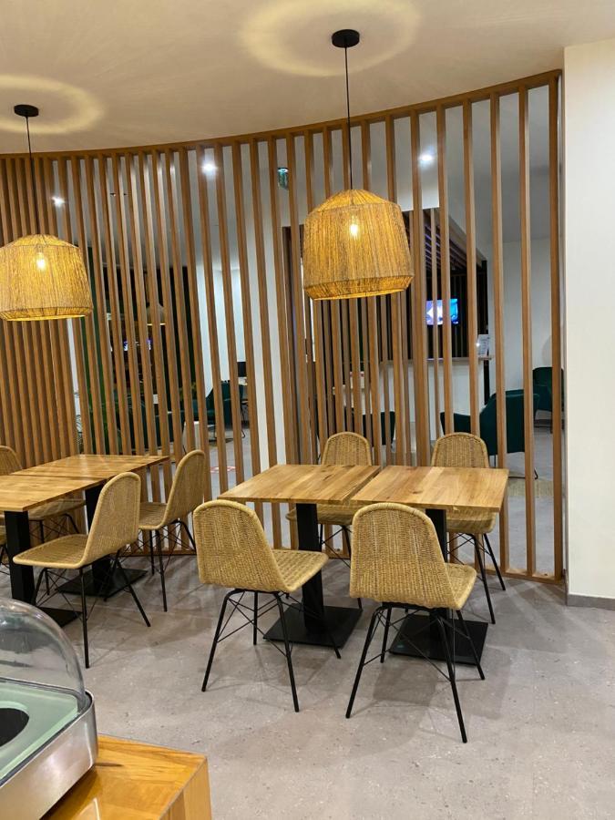 Cit'Hotel Limoges Centre - Lion D'Or Zewnętrze zdjęcie